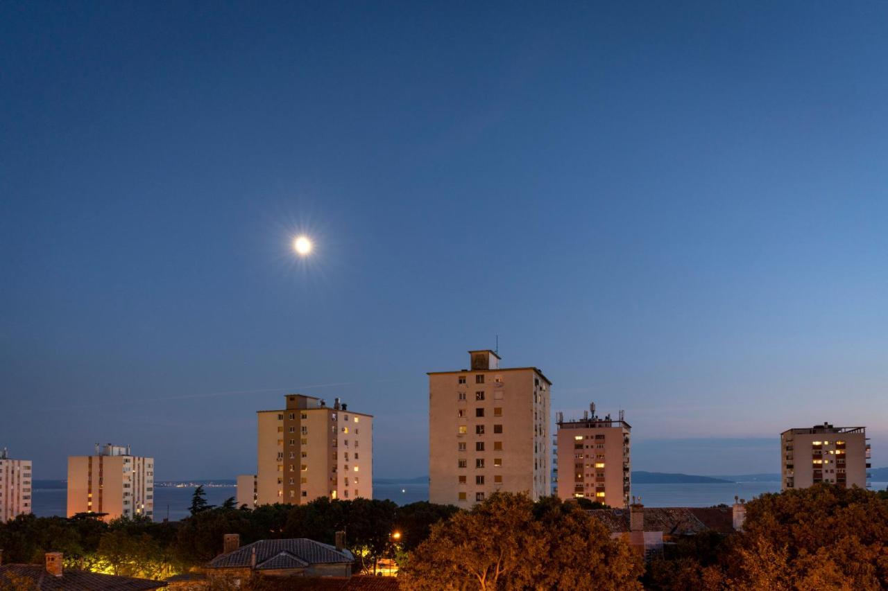 Paha-Paha Modern Apartment With Sea View, Fast Wi-Fi, And Free Parking! غييكا المظهر الخارجي الصورة